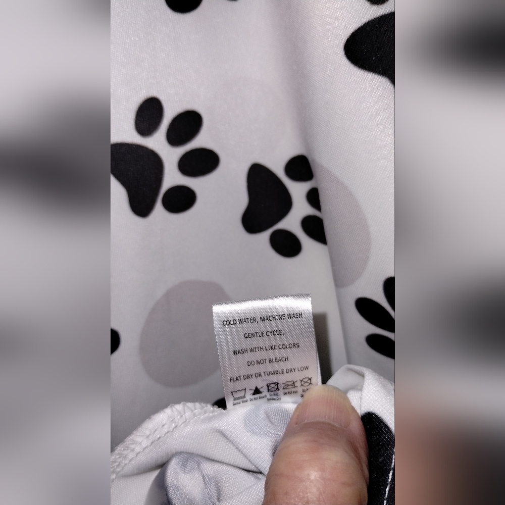 Lily Black and White Paw Print Blouse - Picture 7 of 8